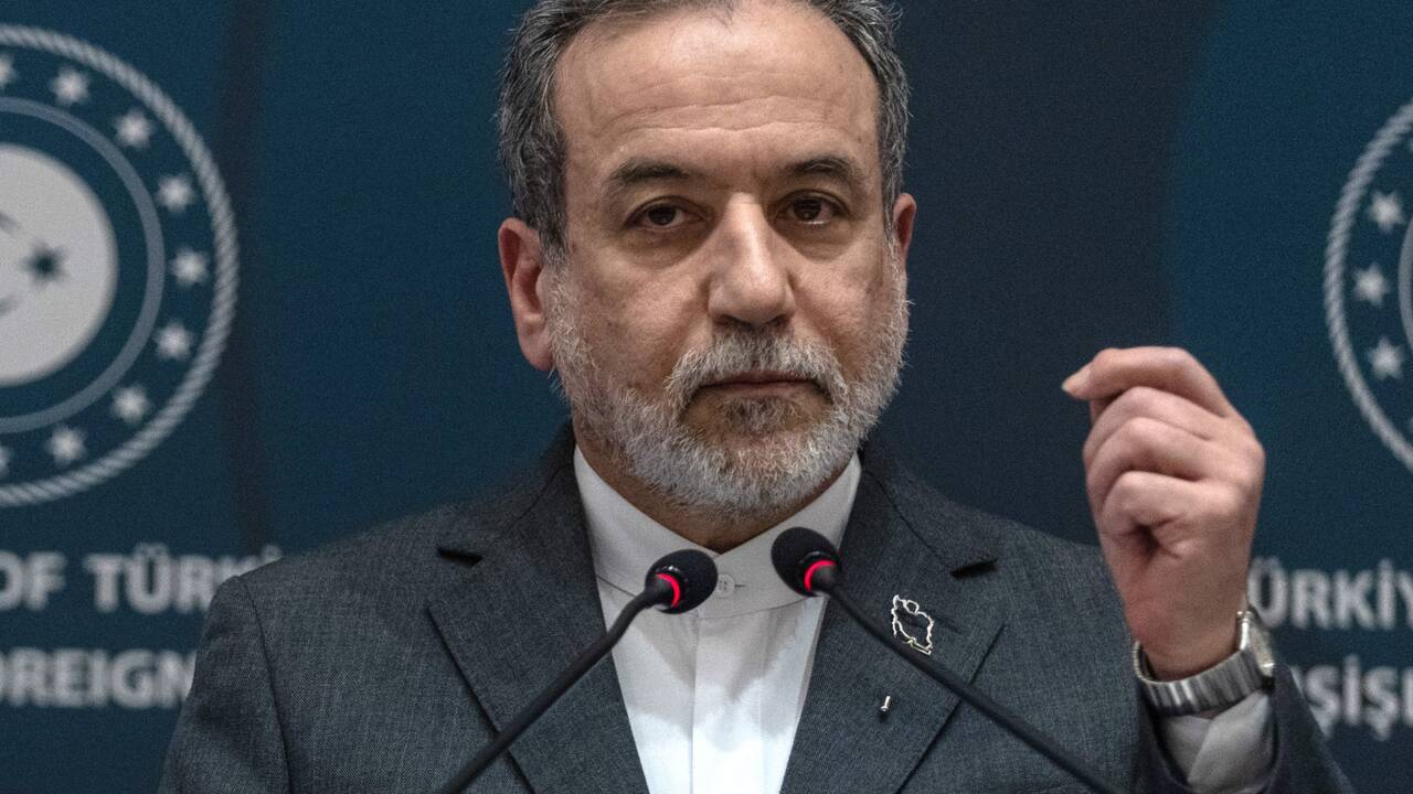 Iran says ready for &lsquo;fair&rsquo; talks with US but not &lsquo;under shadow of threats&rsquo;