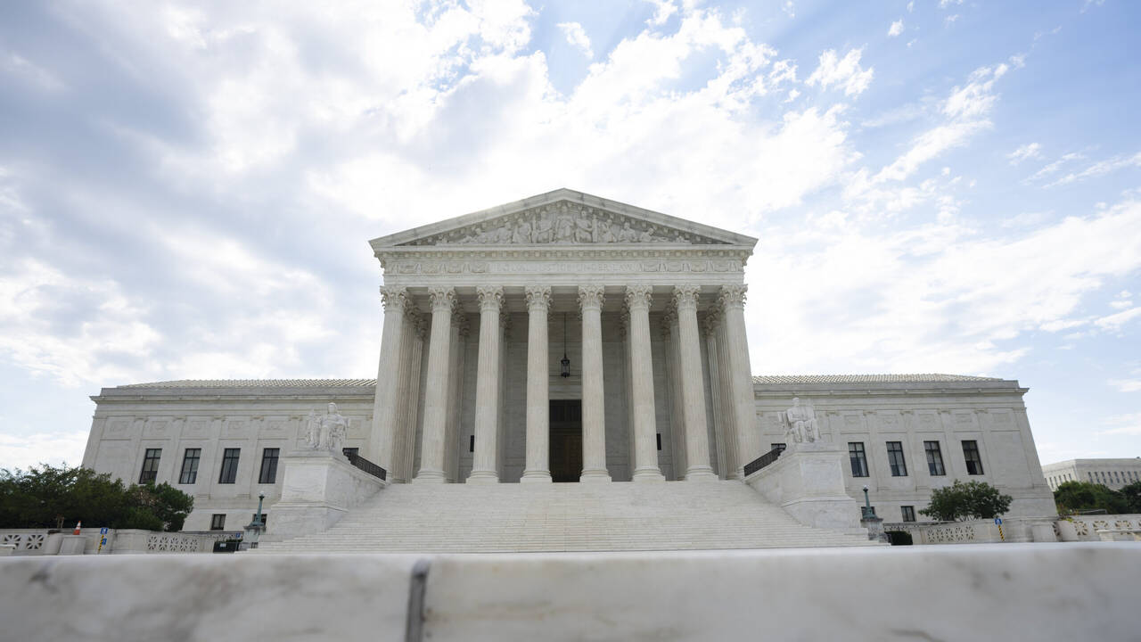 US Supreme Court rules on dragnet searches of cellphone location data