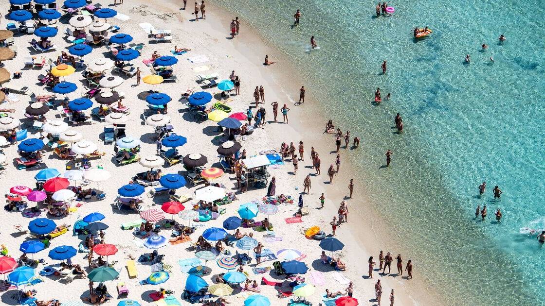 Tourist hotspot introduces new ban with rule for 10 to 65-year-olds