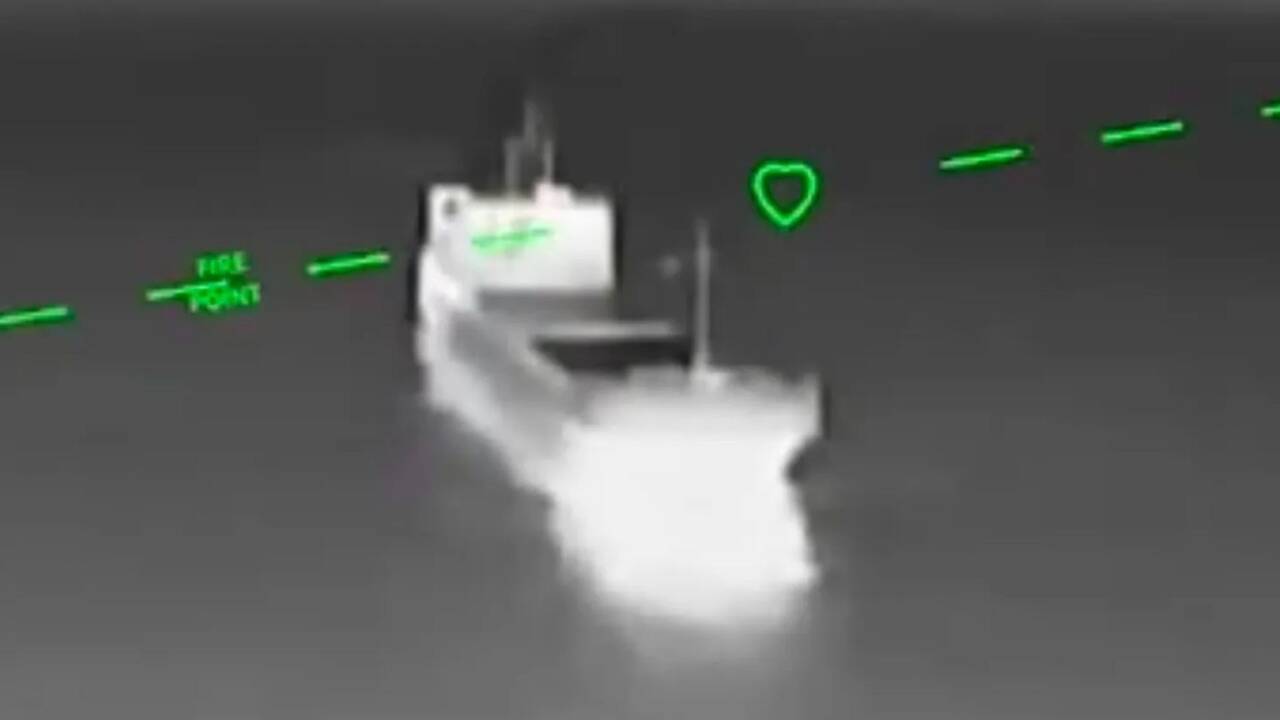 Putin humiliated as Black Sea fleet &lsquo;forced to flee Crimea&rsquo; after powerful Ukrainian drone blitz