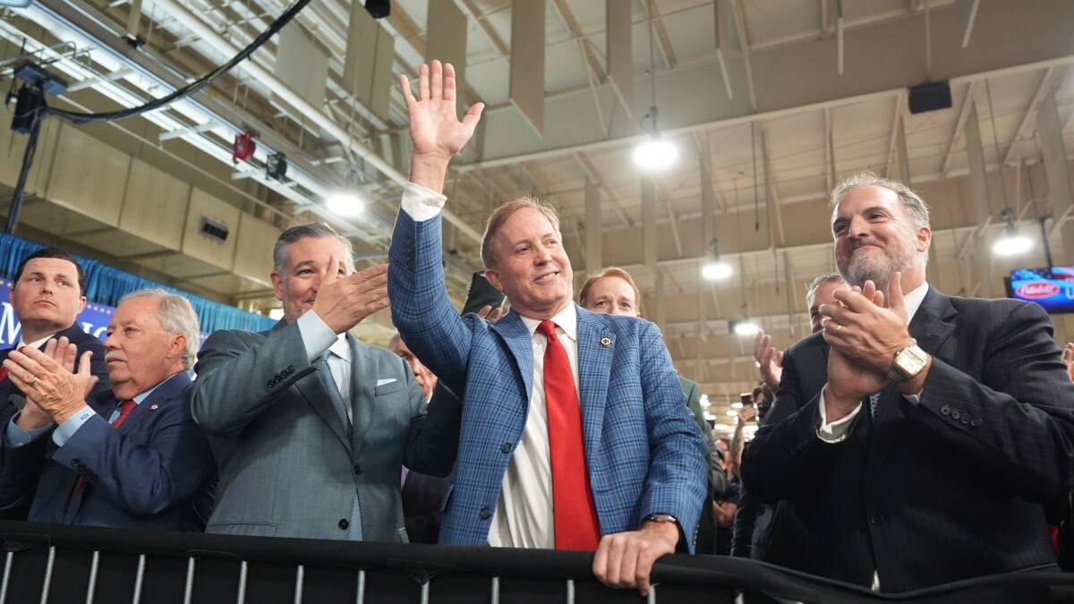 Trump Calls Paxton &lsquo;Pain in the Ass&rsquo; As GOP Fights For Texas Senate Seat