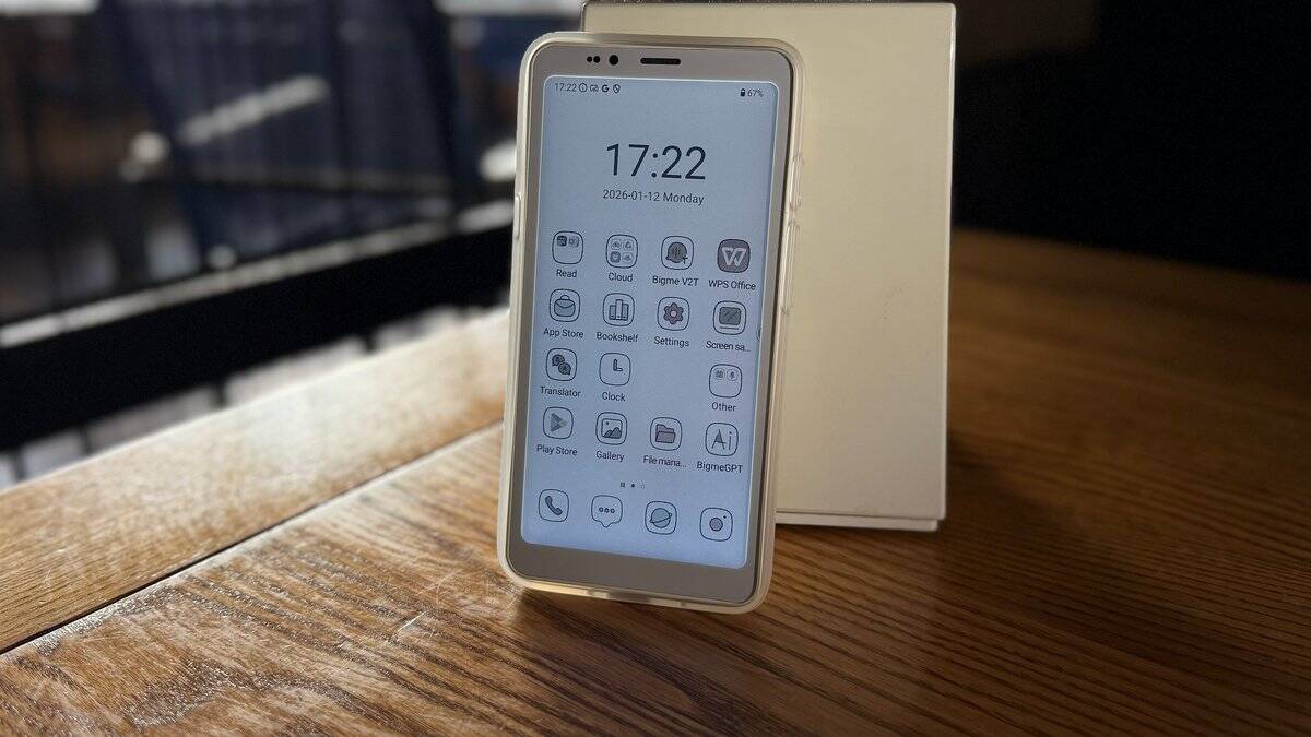 Bigme HiBreak S Color smartphone with E ink screen review: Antidepressant for age of digital overload