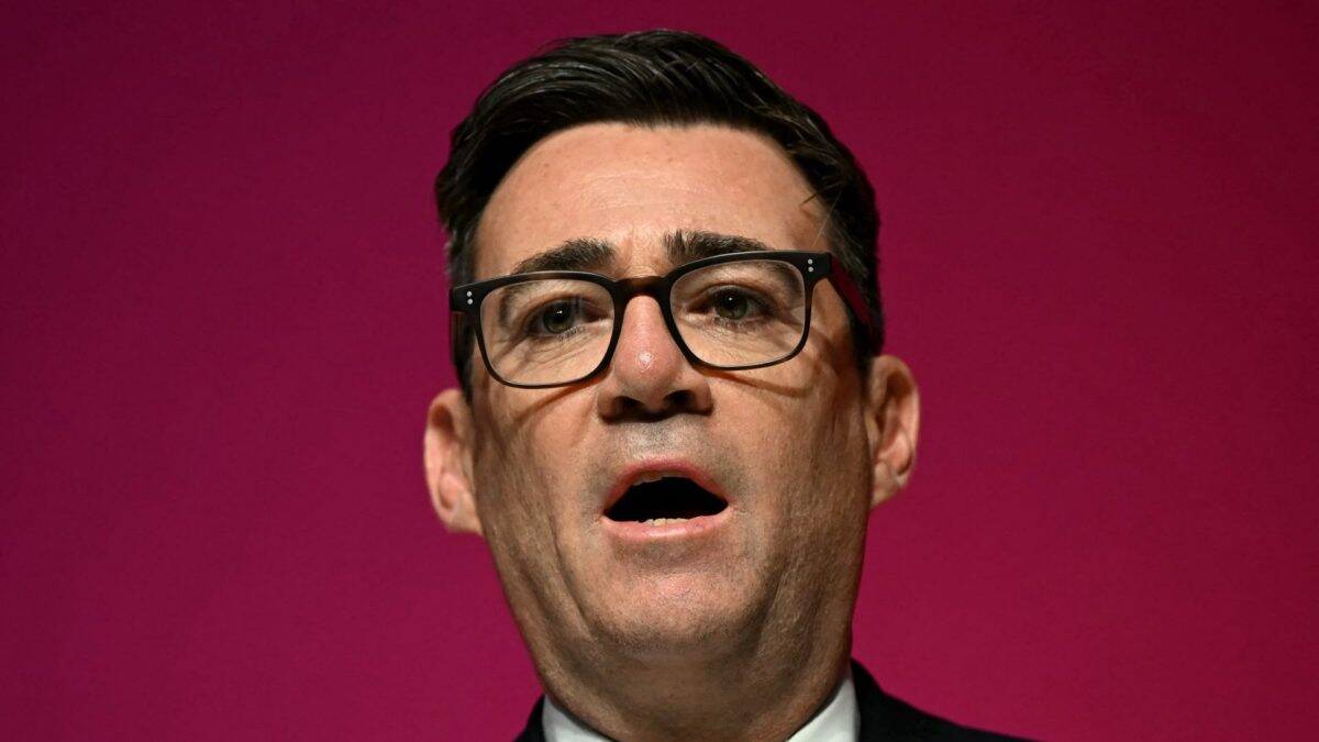 Brexit U-turn splits Cabinet as Red Wall MPs warn Burnham over freedom of movement