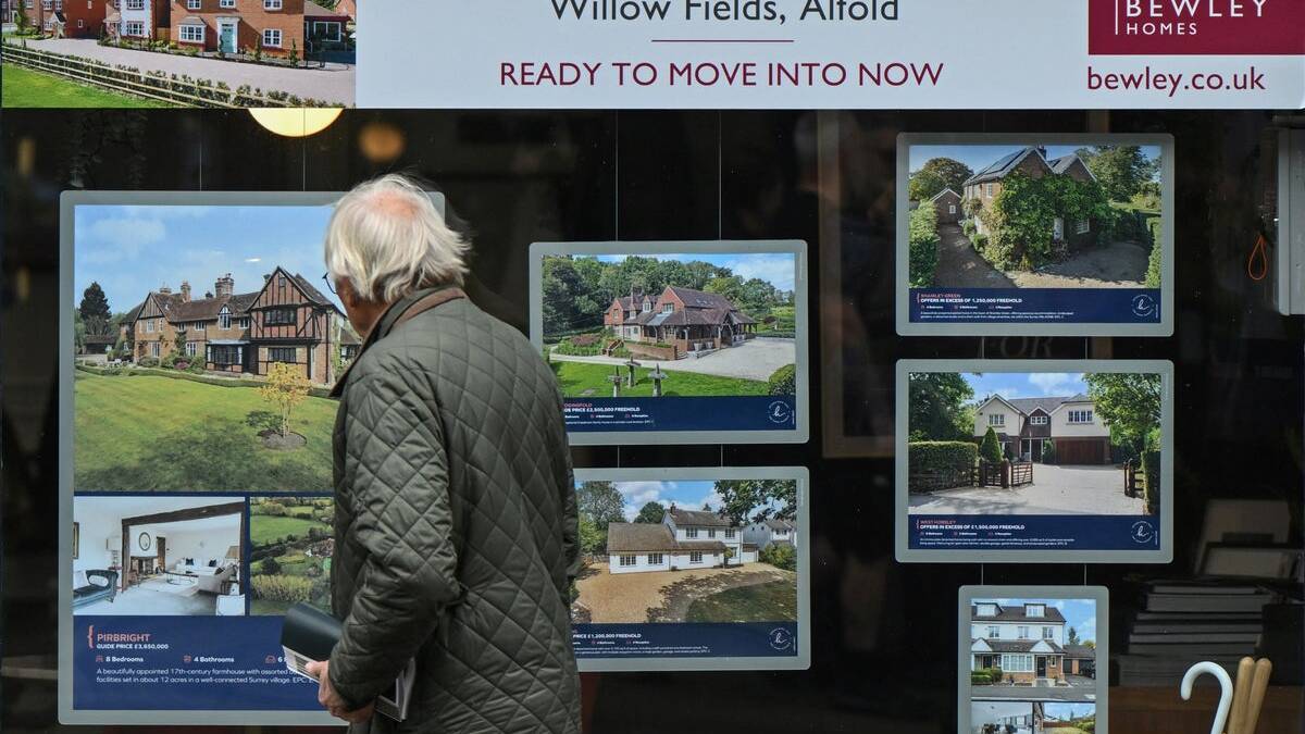 UK councils to get extra &pound;41m funding to crack down on &lsquo;rogue landlords&rsquo;