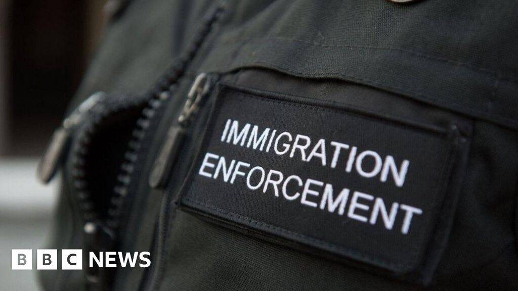 Reform UK pledges to jail bosses employing illegal workers