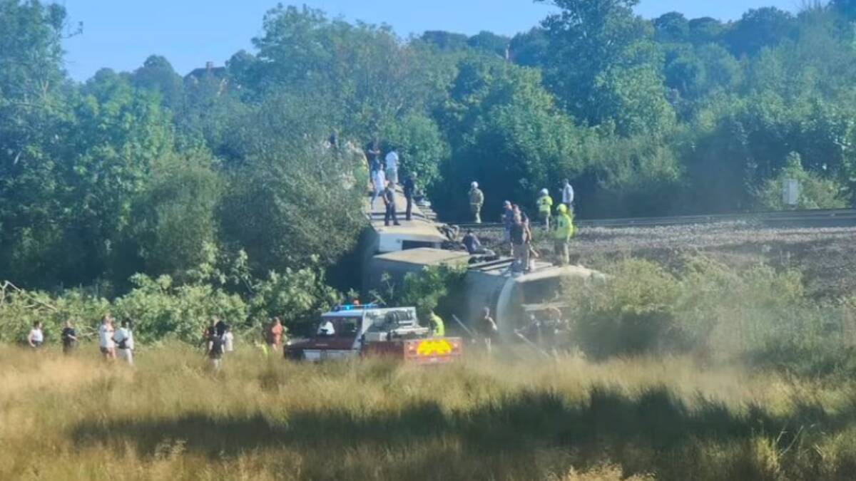 'Everyone Was Screaming': Passengers Describe Horror as Train Derails Near Lewes and Carriages Flip