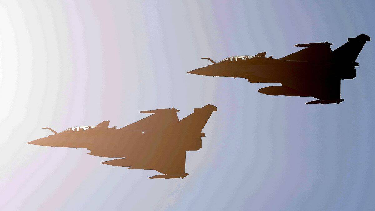 NATO fighter jets scrambled over Europe as residents told 'stay indoors'