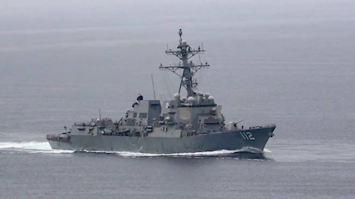 US army prepares to move in on Strait of Hormuz as Iran war ceasefire hangs on knife-edge