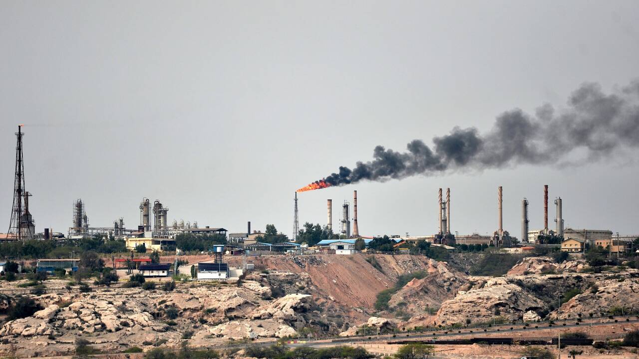 Trump considers boots-on-the-ground INVASION of Iran&rsquo;s vital Kharg oil island in dramatic bid to unlock Strait of Hormuz