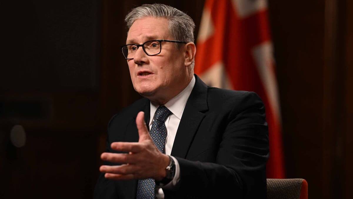 UK temporarily closes embassy in Tehran