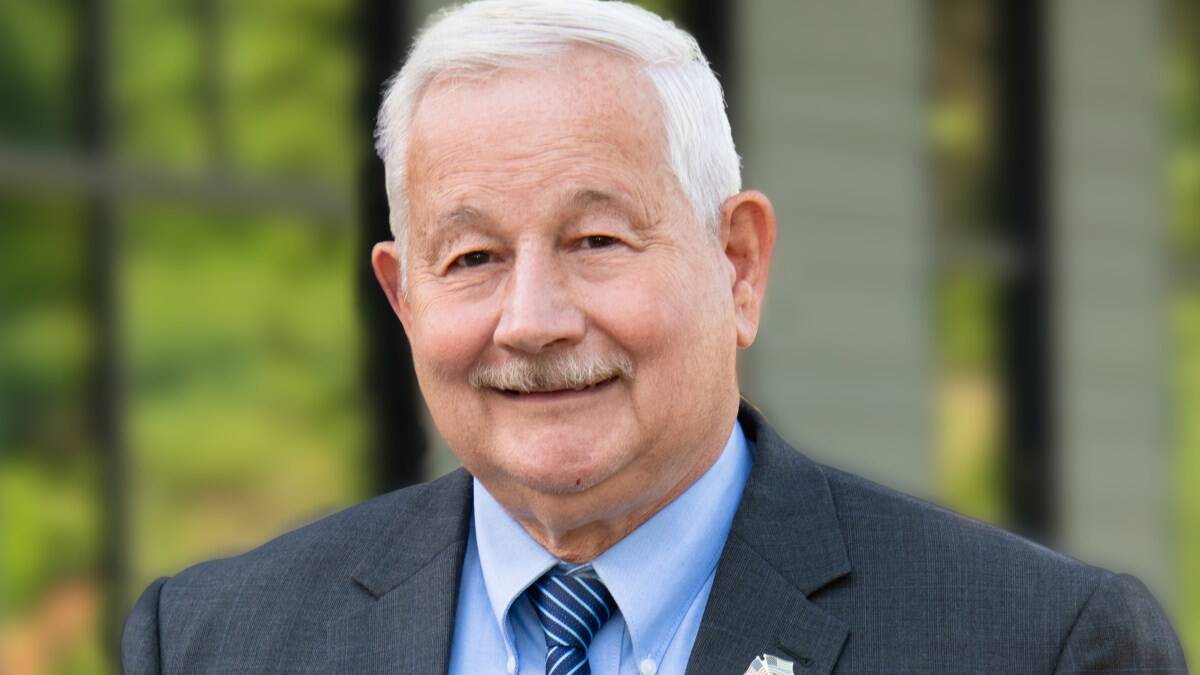 Ilhan Omar&rsquo;s GOP Rival Urges Democrat to &lsquo;Release&rsquo; Files to Prove Innocence