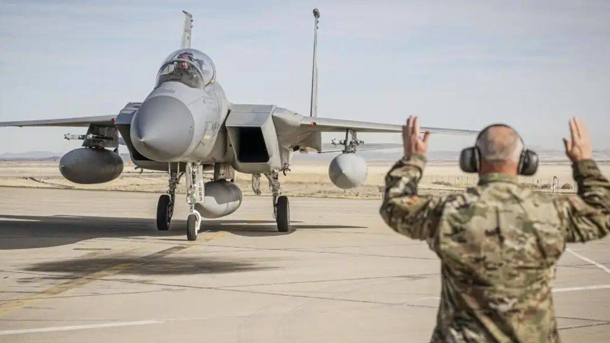 NASA to Receive Two F-15 Fighter Aircraft for Supersonic Flight Research