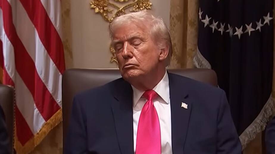 'Overweight' Donald Trump 'Needs Ozempic' As Third Medical Exam Raises Eyebrows, Doctor Claims