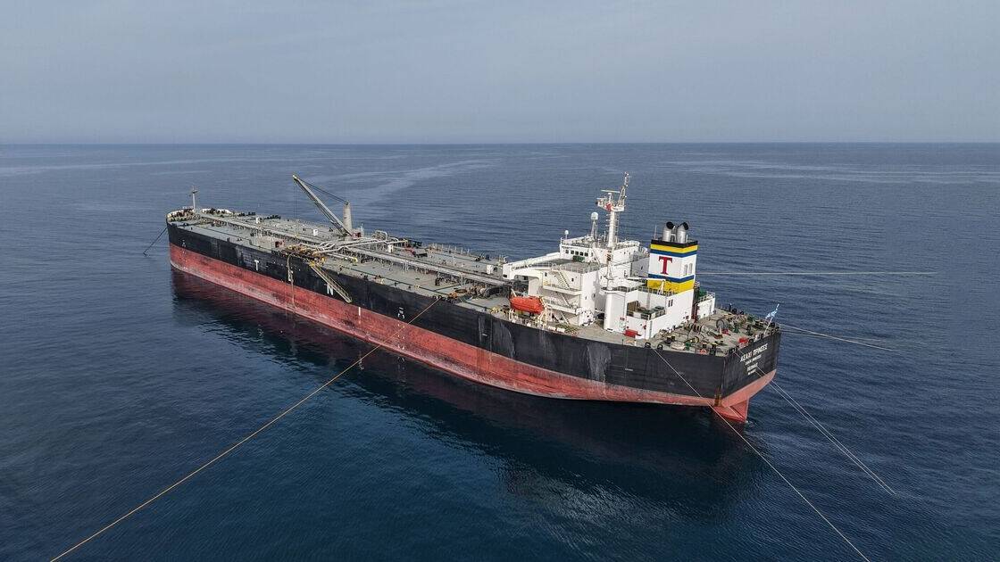 'Supertanker' carrying 2 million barrels of oil struck by mine in Strait of Hormuz