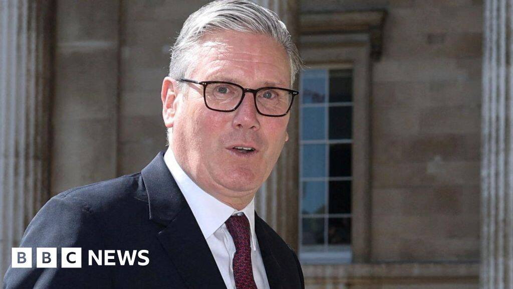 Starmer sends 'chill' through civil service, union boss says