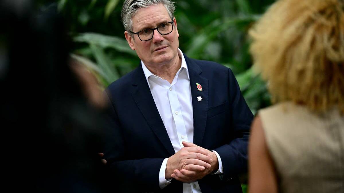 Starmer said to be facing plots to oust him, as Labour welcomes back rebel MPs