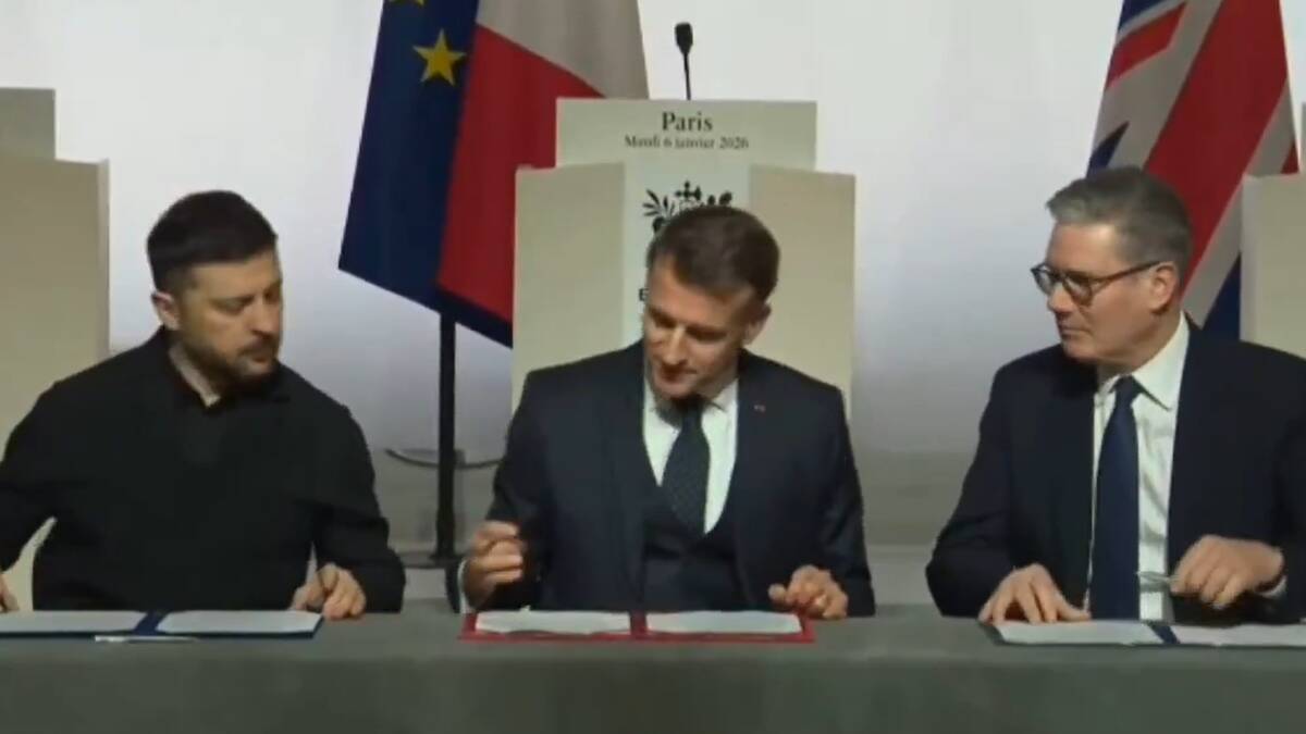 Britain signs historic deal to deploy troops inside Ukraine &ndash; with Trump&rsquo;s blessing