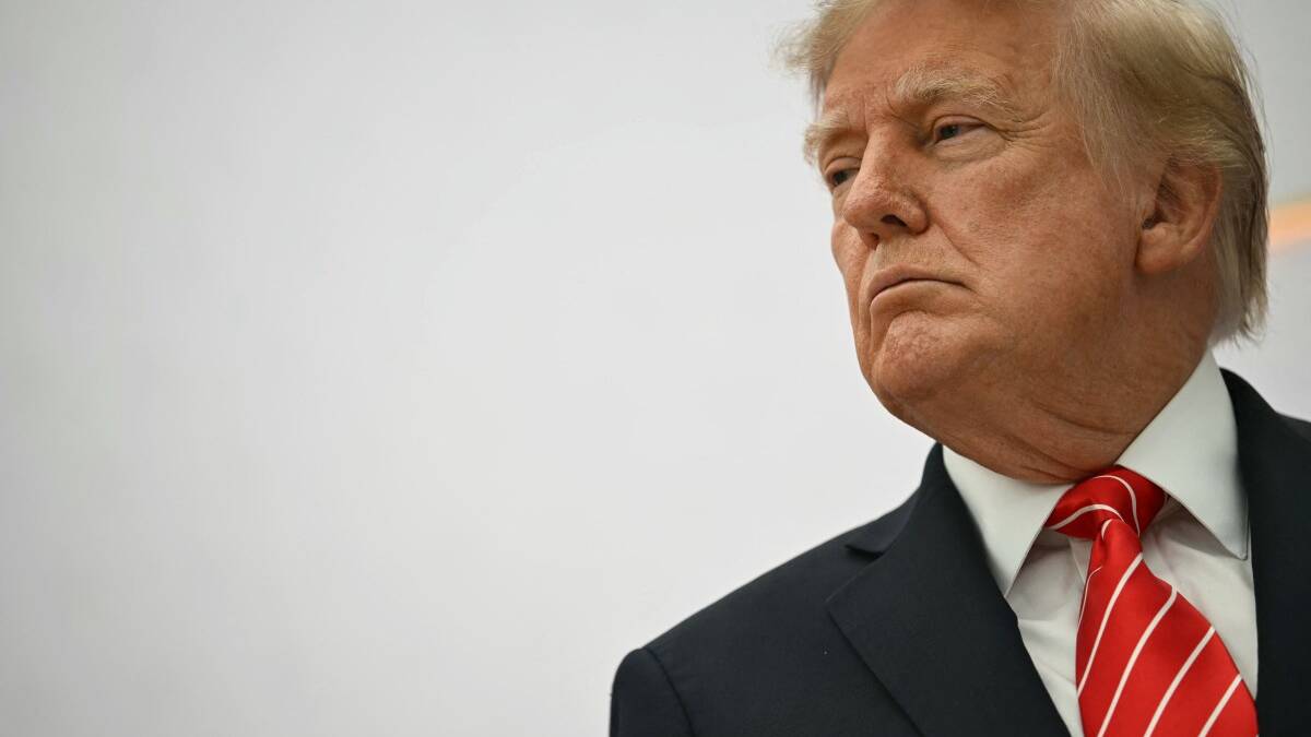 Trump Approval Hits New Low Compared With Biden Before Midterms