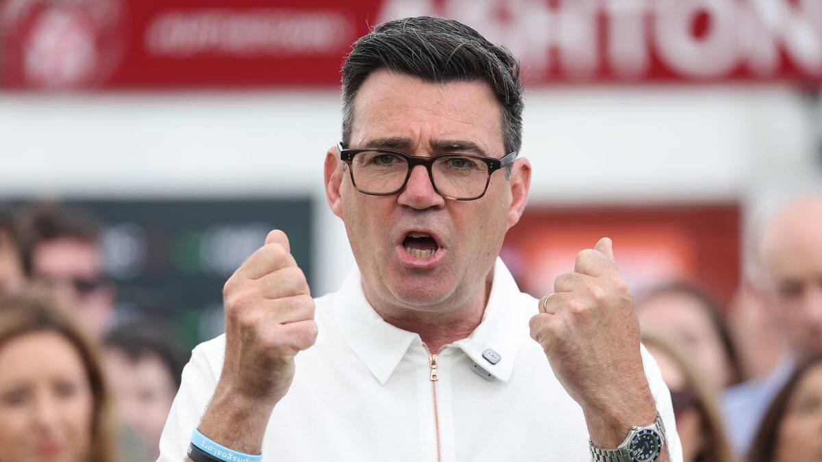 Andy Burnham looking into bid for the UK to host the World Cup