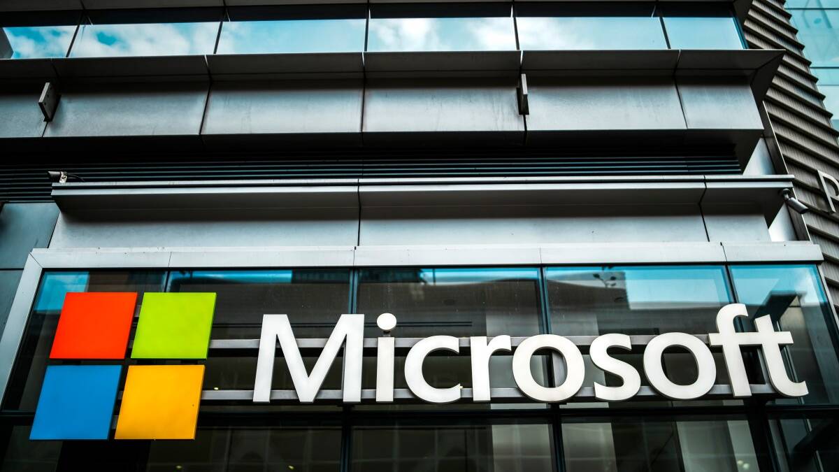 Microsoft is officially killing its Outlook Lite app next month