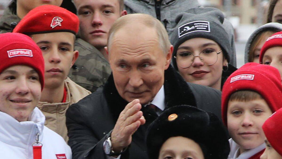 Russia 'to lower working age to 12 and open labour camps' in bid to solve job crisis amid Ukraine war