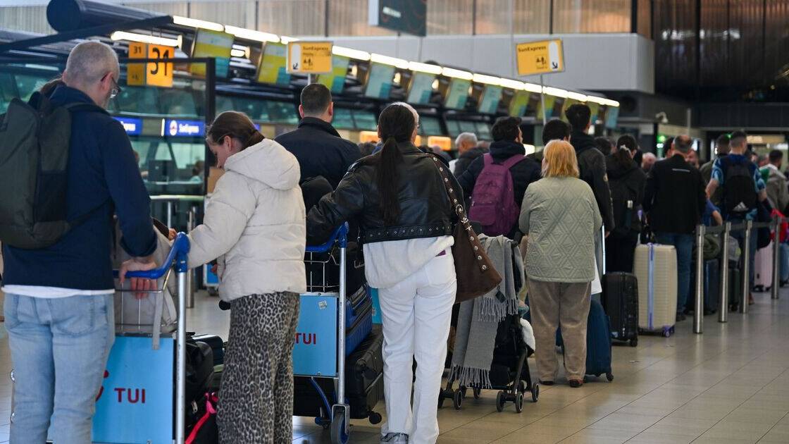 Popular holiday destination ditches visitor rule to enable 'simpler and quicker' arrivals