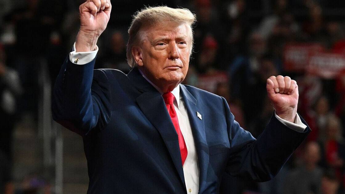Donald Trump announces major Ukraine ceasefire update after Zelensky row